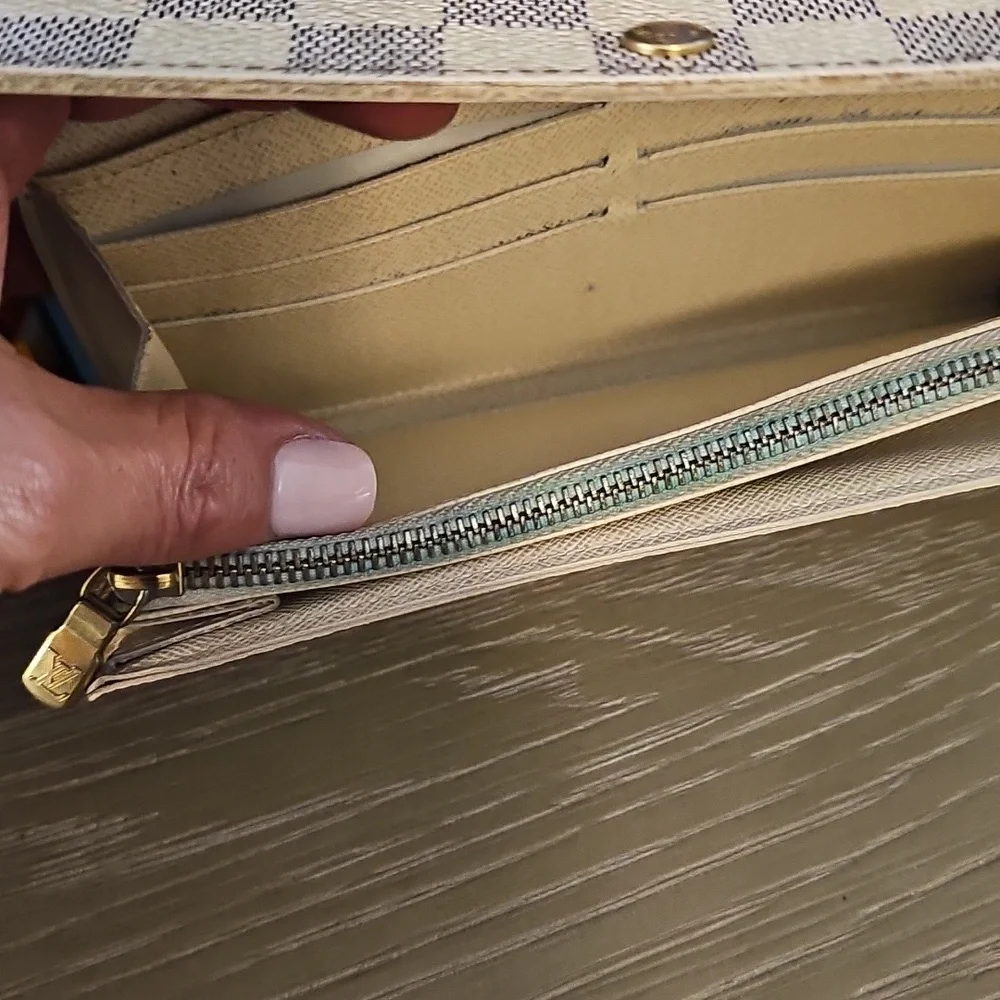 Louis Vuitton Damier Azur Sarah Wallet